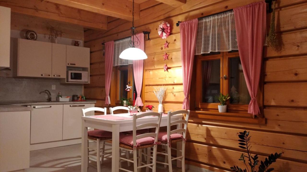 U Vlcich Jam Apartment Petrovice u Susice